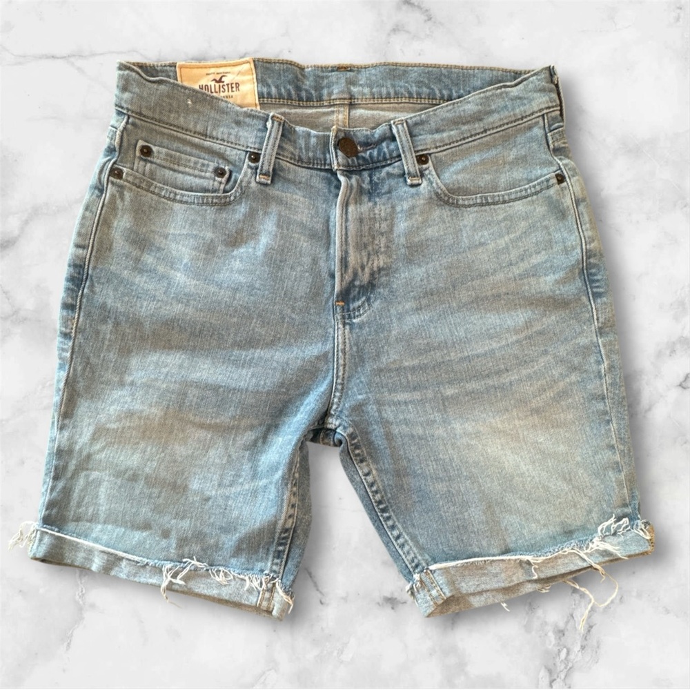 Hollister men’s skinny lite wash distressed denim jean shorts size 30